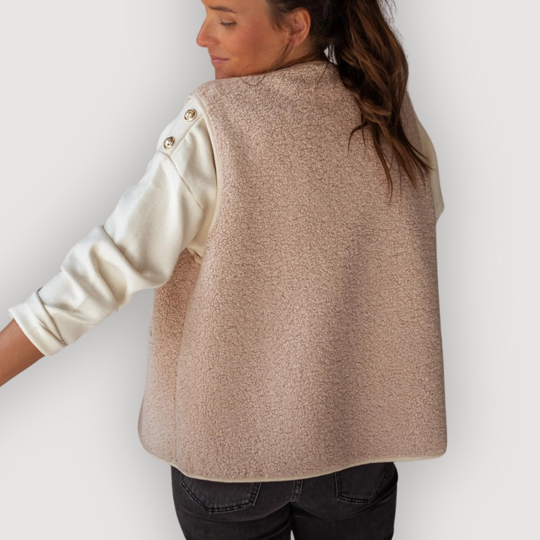 LARA – SHERPA BUTTON VEST